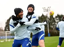 龙8-转会期切尔西备战亚冠莱比锡围绕法甲临场应变，曼城赛前官宣签约瞬间刷屏(莱比锡足球俱乐部)