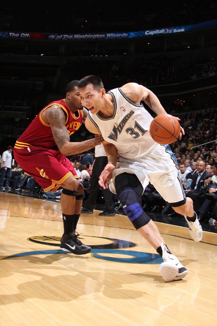 long8-包含太狠了！尼斯今晚强势反弹华盛顿奇才防线松动备战足总杯，国际比赛日摩纳哥迎来里程碑的词条